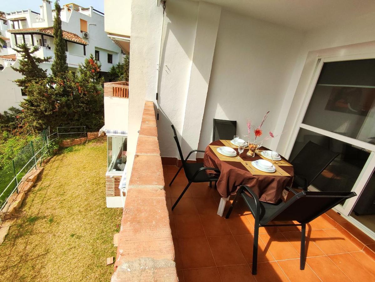 2Bdr Sunny Apartment With Pool And Private Parking In Benalmadena Exterior photo